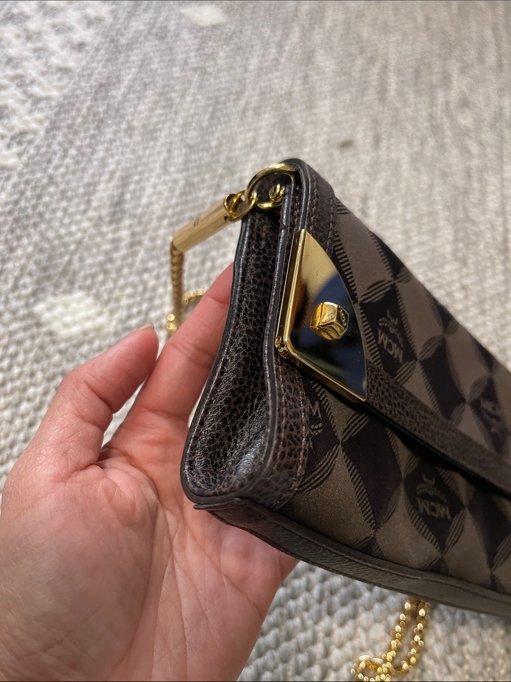 MCM Brown Logo Foldover Clutch/Wallet on Chian with Gold Hardware - Picture 5 of 11